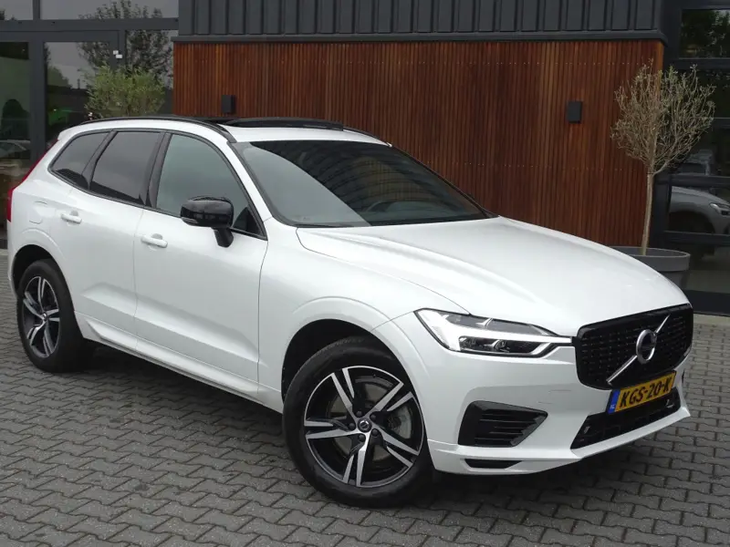 Volvo XC60 T6 310PK AWD Recharge / R-Design / panaroma / LED 2020 leasen bij DreamLease: foto 2