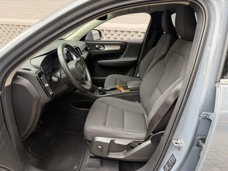 Volvo XC40 1.5 T4 Recharge Inscription Expression Carplay Stoel + stuur verwarming Navigatie 2022 leasen bij DreamLease: foto 2