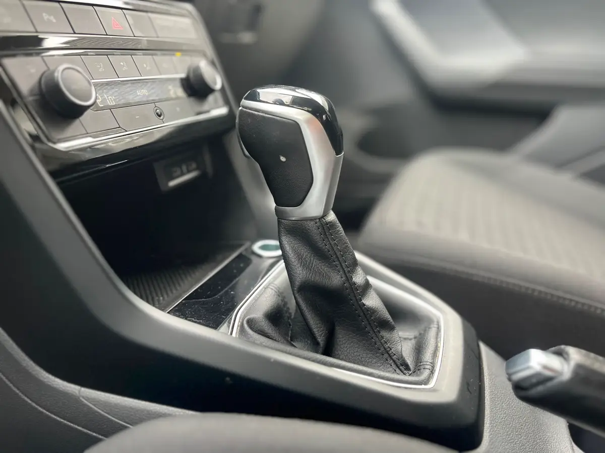 Volkswagen T-Cross 1.0 TSI Style AUTOMAAT+1EIG+NAVI+ADAPTIVE CRUISECONTROL+CLIMATE CONTROL+VOLLEDIG ONDERHOUDEN+INCL BTW+: foto 2