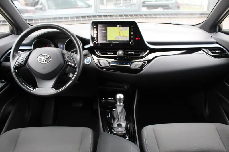 Toyota C-HR 2.0 Hybrid Style 2021 leasen bij DreamLease: foto 2