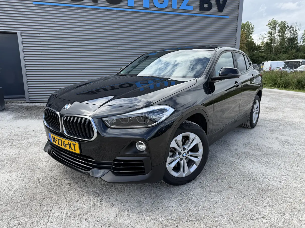 BMW X2 sDrive18i Sport Line Panoramadak Trekhaak LED Sportstoelen: foto 2