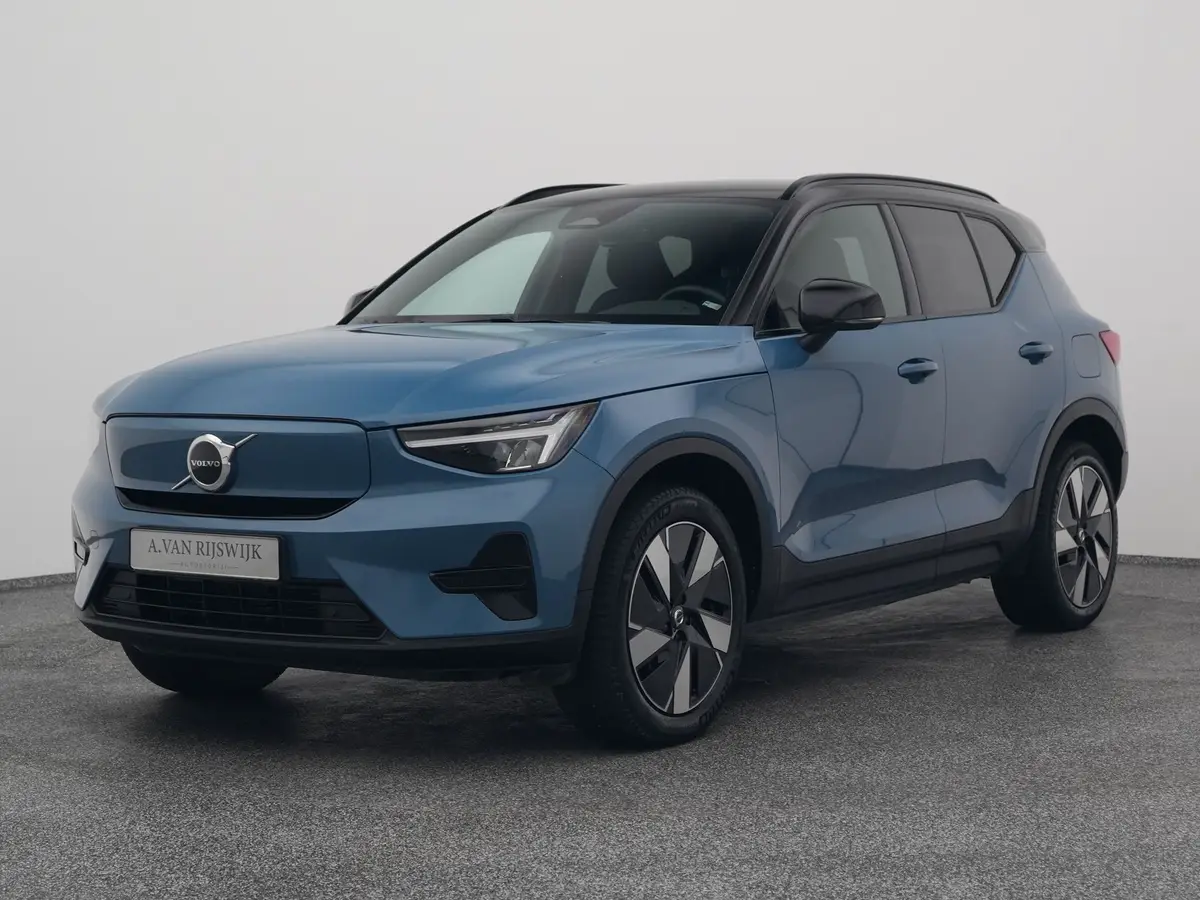 Volvo XC40: foto 1