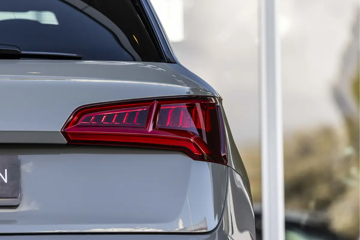 Audi SQ5 3.0 TFSI quattro Pro Line Plus: foto 43