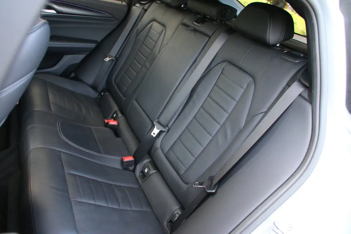 BMW X4 XDrive20i M-SPORT NIEUW MODEL INCL-BTW!: foto 21