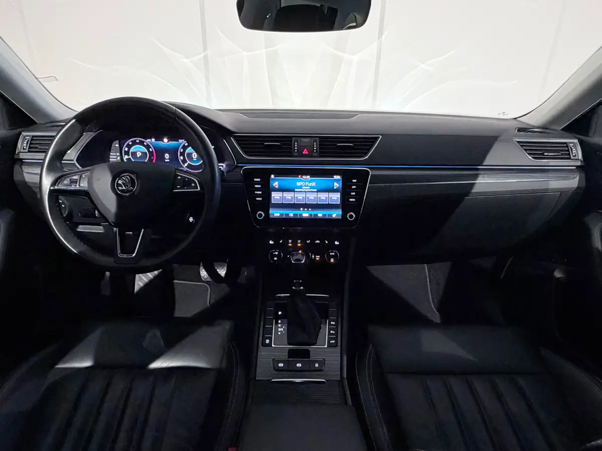Škoda Superb Combi 1.5 TSI ACT L&K Executive DSG /Virtual/ACC/Memory/Dynamic/Camera/Leer/LED/Keyless/CarPlay/Sfeer/NAVI: foto 2