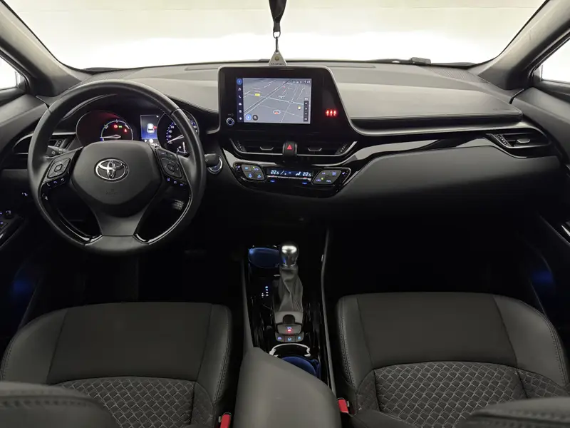 Toyota C-HR 2.0 Hybrid Style 2022 leasen bij DreamLease: foto 2
