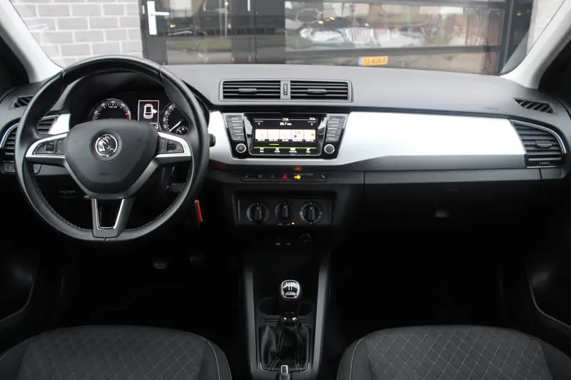 Škoda Fabia 1.2 TSI Edition 2016 leasen bij DreamLease: foto 2