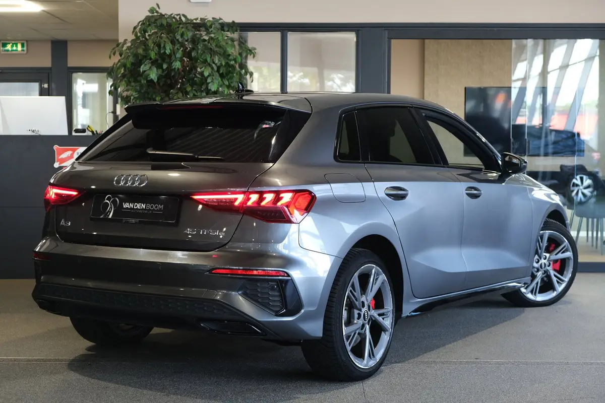 Audi A3 Sportback 45 TFSI e 245PK S-Tronic Matrix Led Navi Virtual: foto 2