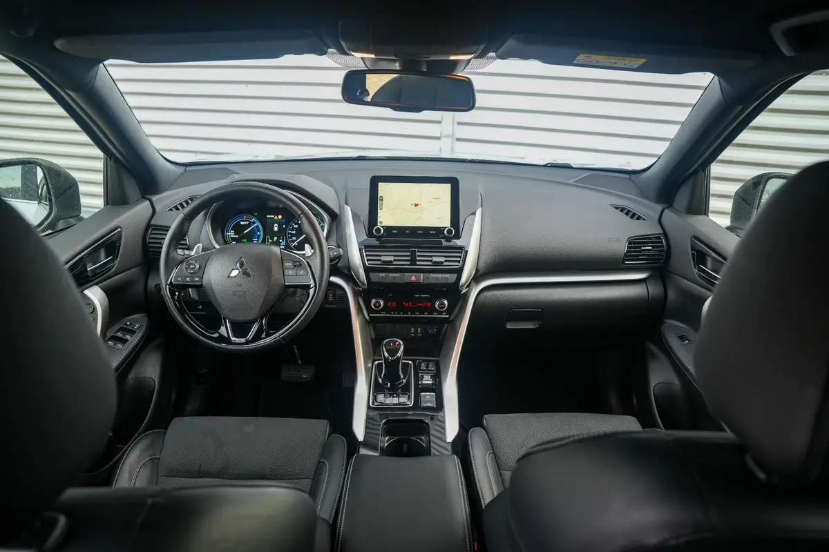 Mitsubishi Eclipse Cross 2.4 PHEV Intense+: foto 2