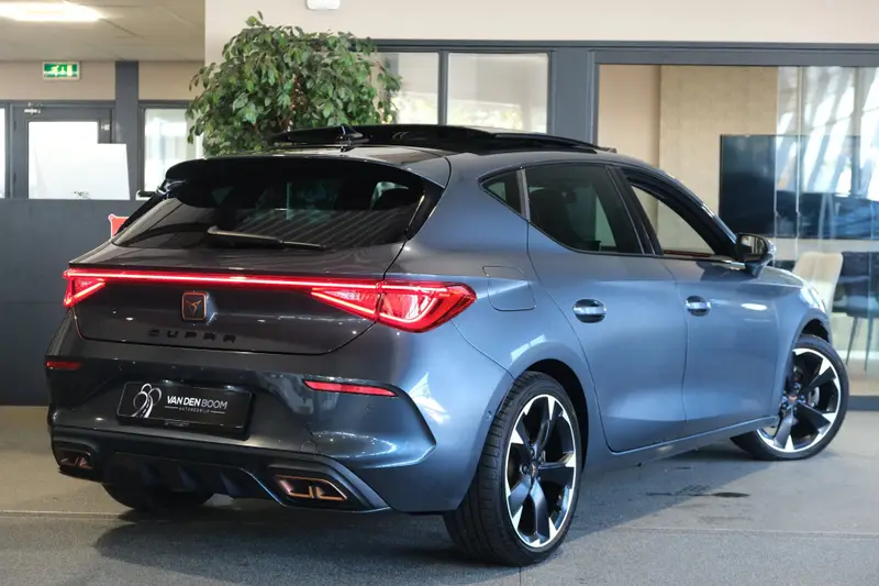 CUPRA Leon 1.4 e-Hybrid 204PK Pano Volleder Cam Led Navi ACC Memory Kessy 2023 leasen bij DreamLease: foto 2