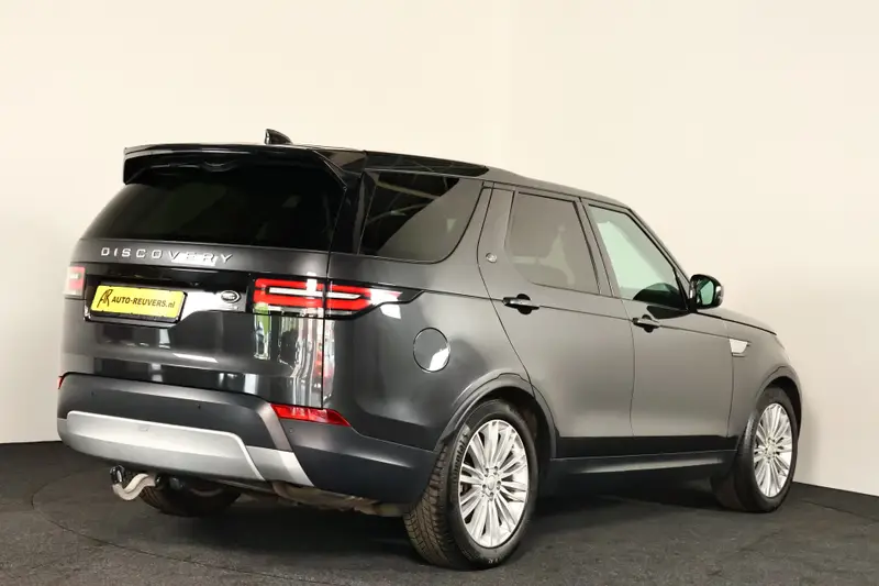 Land Rover Discovery 3.0 Si6 HSE Luxury 2018 leasen bij DreamLease: foto 2