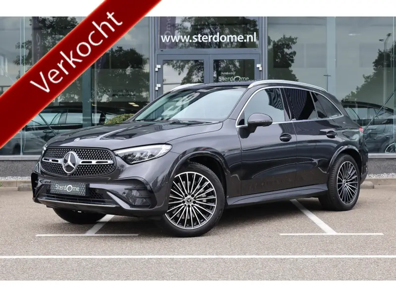 Mercedes-Benz GLC 300 E 4MATIC GLC 300e 4MATIC AMG line l Airmatic l Gestuurde Achteras l Panoramadak l MBUX l Memory l Distronic (via Me) l Wegklapbare trekhaak l Head Up l Smartphone integratie l Winterpakket l 2025 leasen bij DreamLease: foto 1