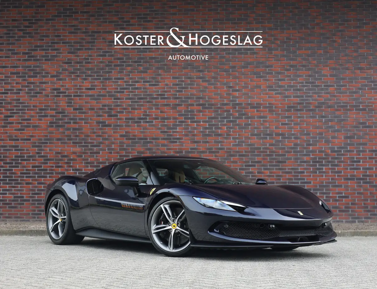 Ferrari 296 GTB 3.0 V6: foto 1