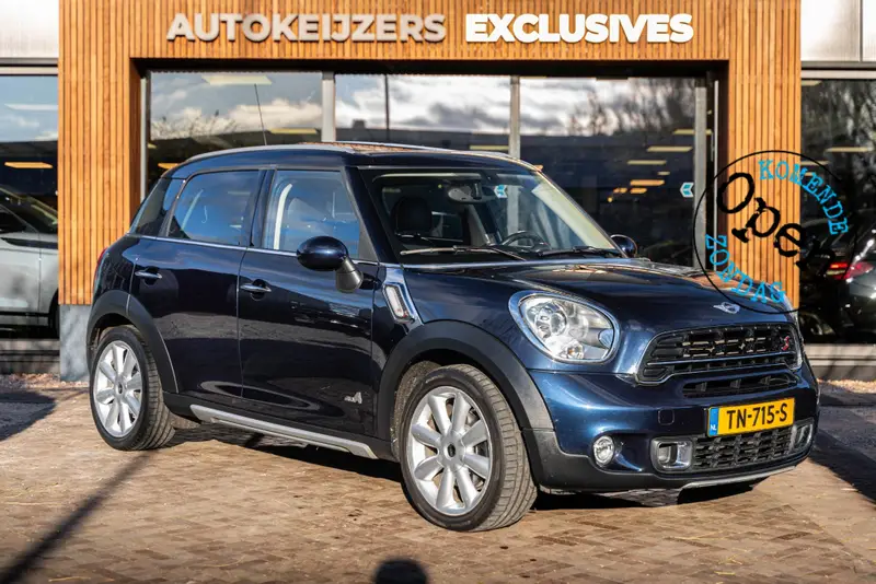 MINI Countryman 1.6 Cooper S ALL4 Chili 2015 leasen bij DreamLease: foto 1