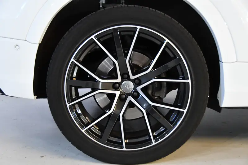 Audi Q8 55 TFSI e quattro Pro Line 360CAM*Keyless*B&O 2021 leasen bij DreamLease: foto 2