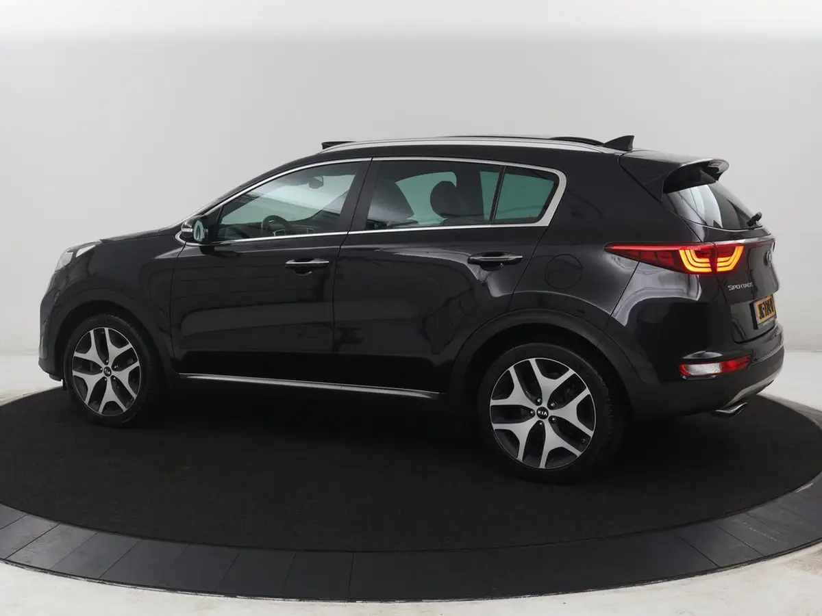 Kia Sportage 1.6 T-GDI GT-Line: foto 2