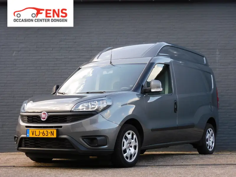Fiat Doblò Cargo 1.6 MJ L2H2 XL SX 2021 leasen bij DreamLease: foto 1
