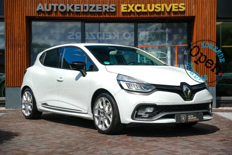 Renault Clio R.S. 2017 leasen bij DreamLease: foto 1