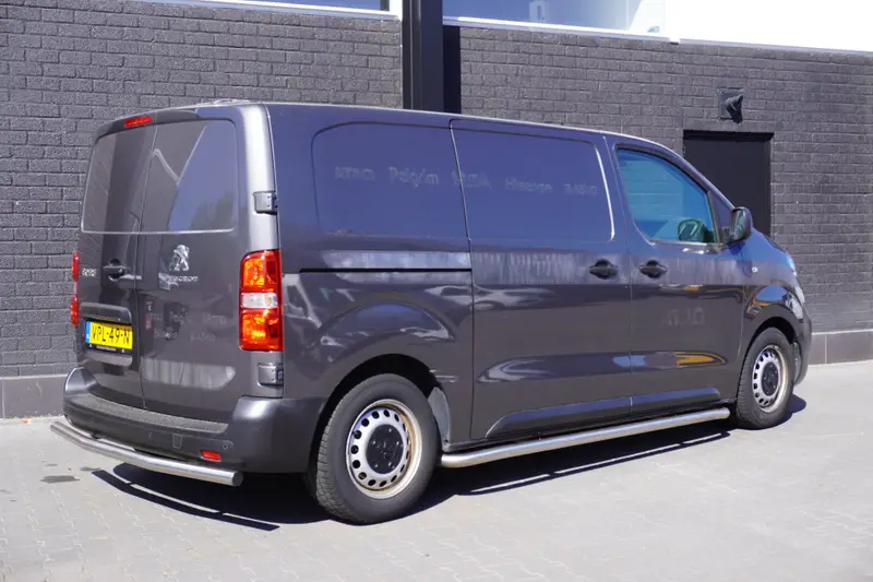 Peugeot Expert 2.0 BlueHDI L2 145PK AUTOMAAT EURO 6 2022 leasen bij DreamLease: foto 2