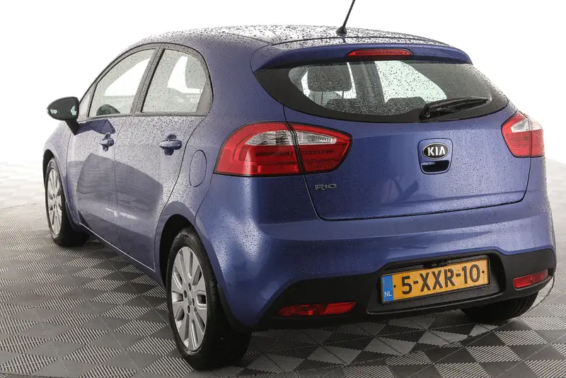 Kia Rio 1.2 CVVT Design Edition 2013 leasen bij DreamLease: foto 2