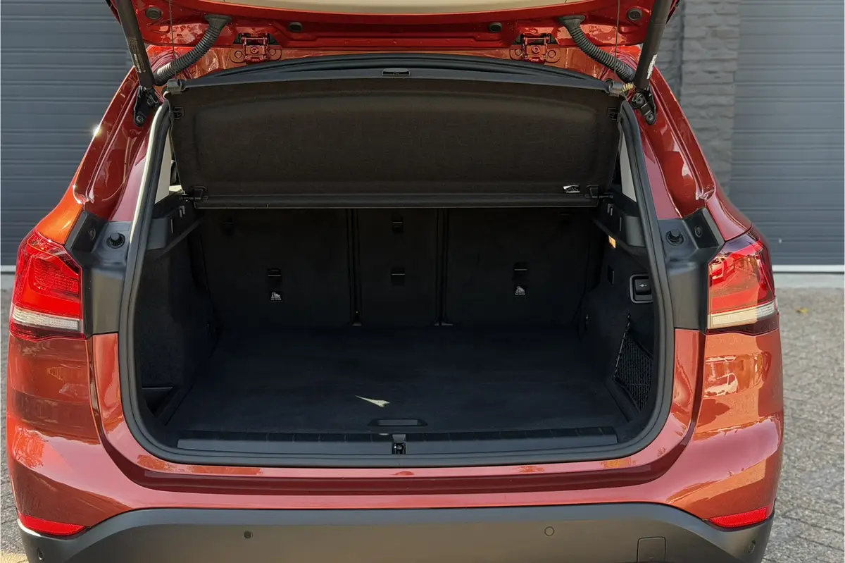 BMW X1 xDrive25e | Elektrische Klep | PDC V + A | LED | Apple Carplay | DAB | 35x op voorraad !: foto 43