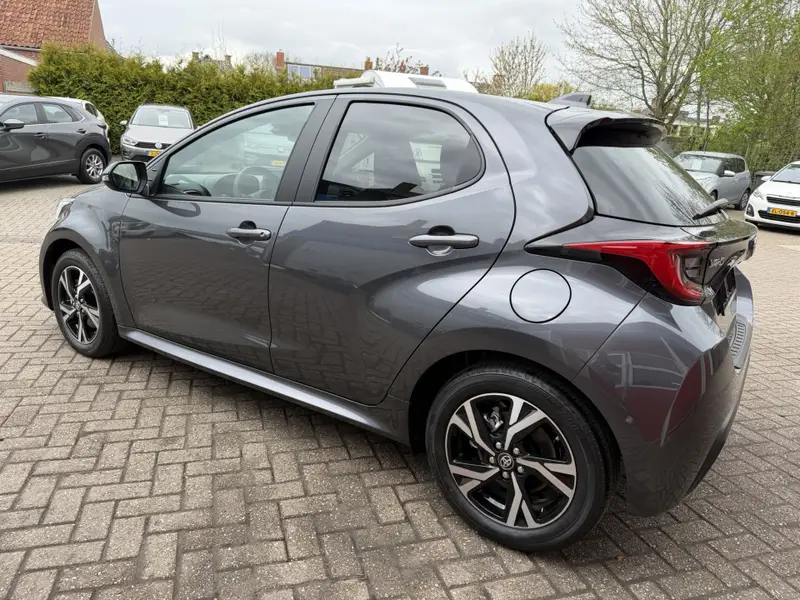 Toyota Yaris 1.5 Hybrid 115 PK | Dynamic *Nieuwe auto* 2025 leasen bij DreamLease: foto 2