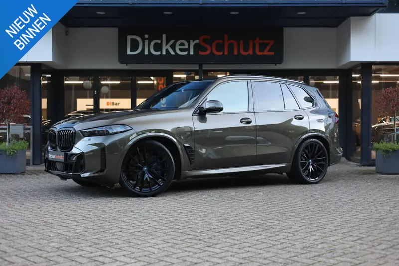 BMW X5 xDrive50e 2025 leasen bij DreamLease: foto 1