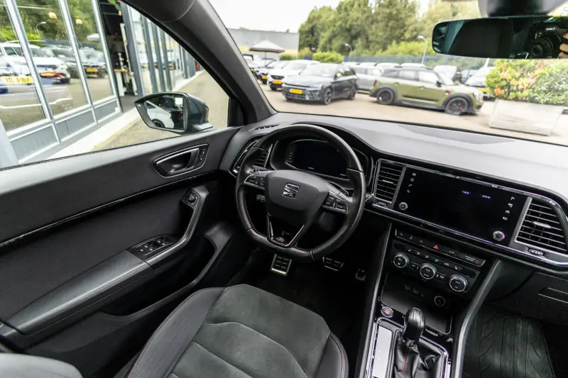 SEAT Ateca 1.5 TSI FR Business Intense 2020 leasen bij DreamLease: foto 2