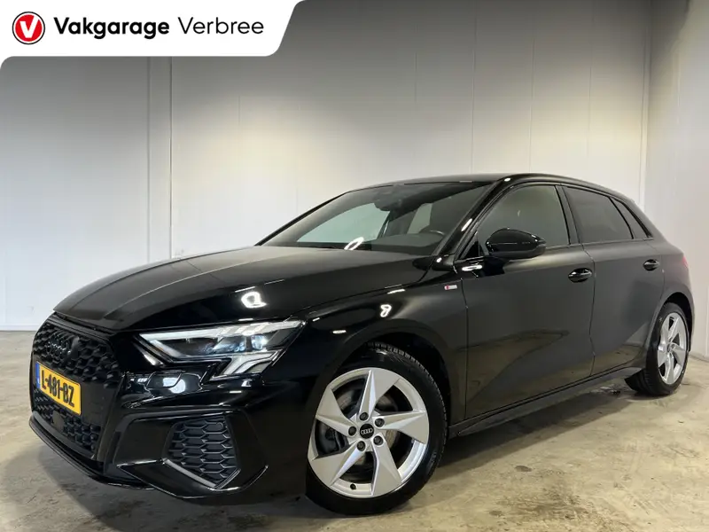 Audi A3 Sportback 30 TFSI S-line 2021 leasen bij DreamLease: foto 1