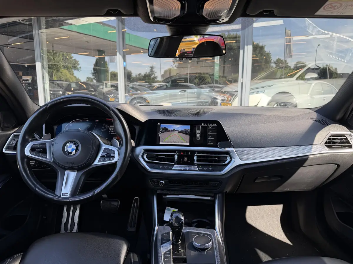 BMW 3 Serie 318i Executive Edition: foto 2
