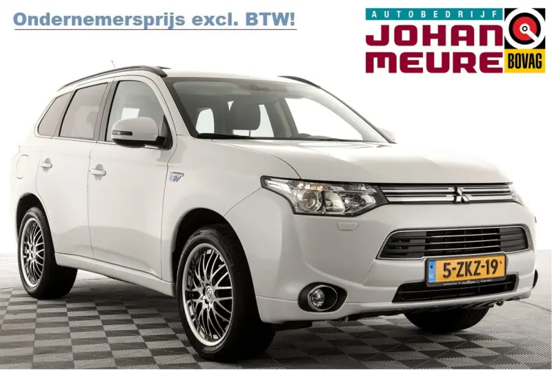 Mitsubishi Outlander 2.0 PHEV Instyle Automaat 2015 leasen bij DreamLease: foto 1