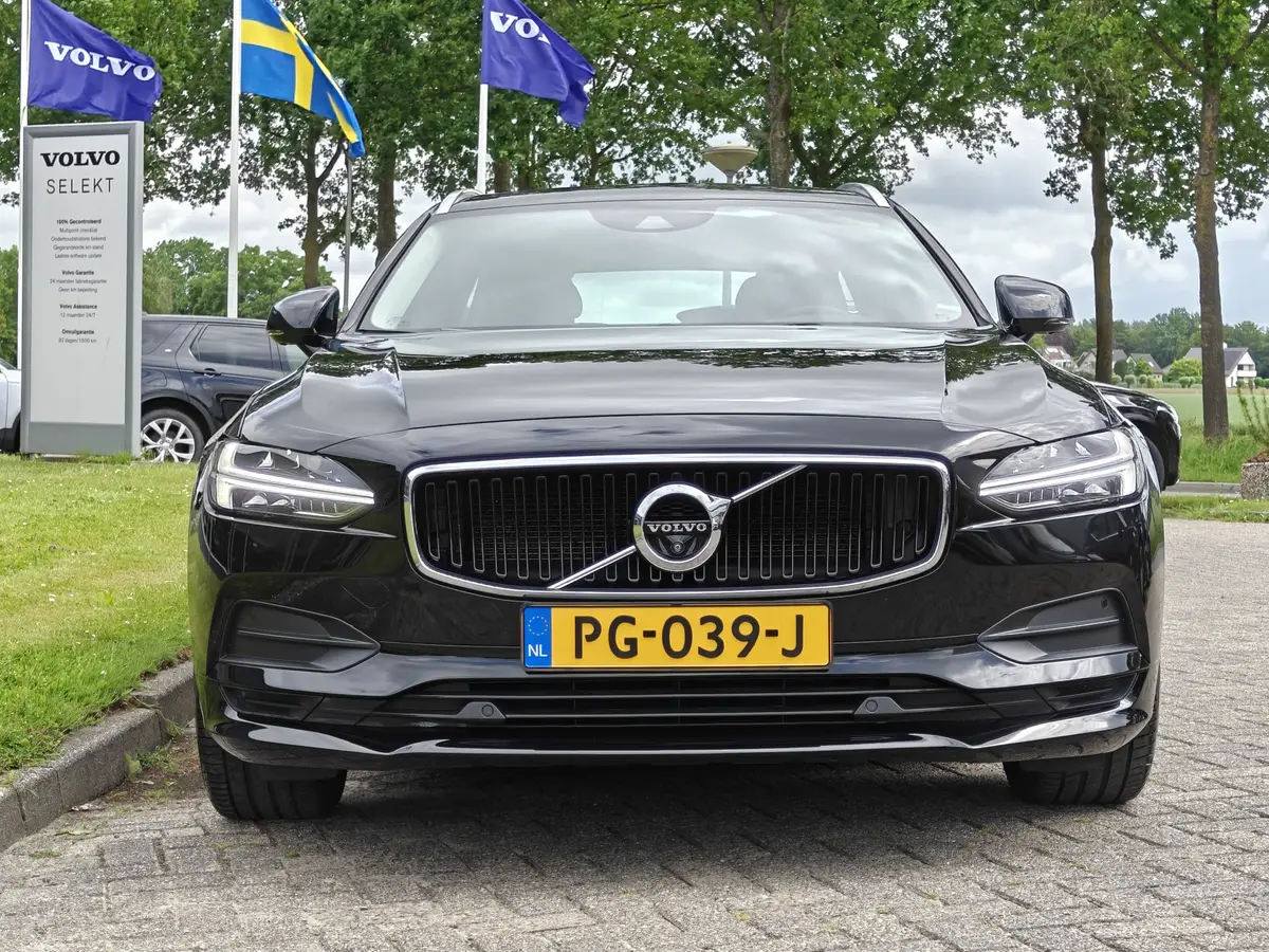 Volvo V90 T5 255PK Momentum: foto 2