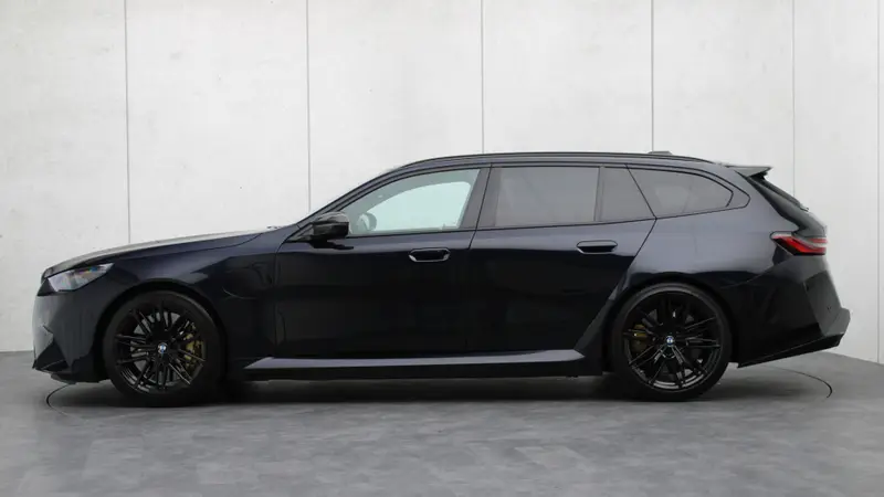 BMW M5 Touring 2025 leasen bij DreamLease: foto 2