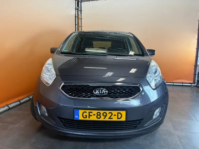Kia Venga 1.4 CVVT X-ecutive 2015 leasen bij DreamLease: foto 2