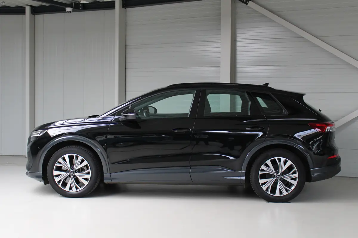 Audi Q4 e-tron 40 Advanced edition 77 kWh: foto 2