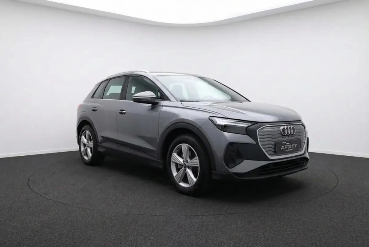 Audi Q4 e-tron 40 e-tron 204 PK l Adaptive Cruise: foto 1