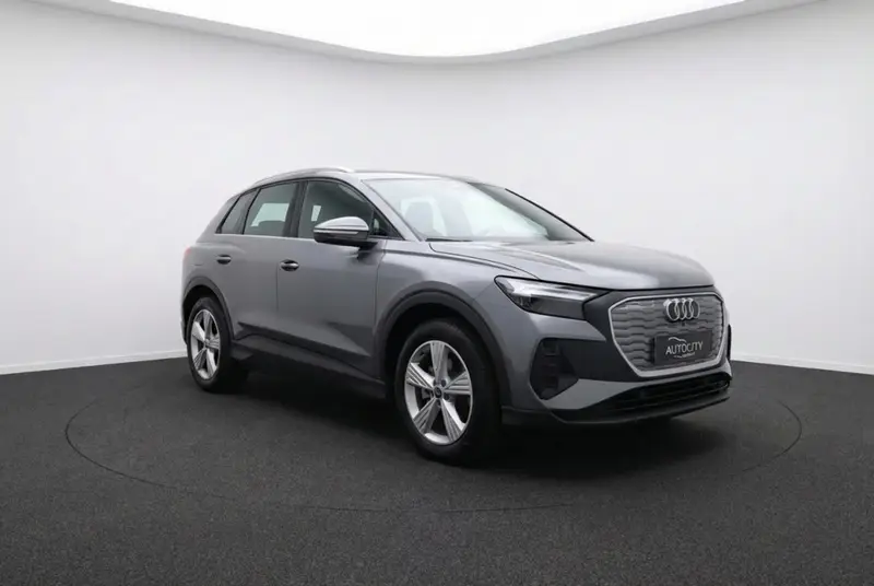 Audi Q4 e-tron 40 e-tron 204 PK l Adaptive Cruise 2023 leasen bij DreamLease: foto 1