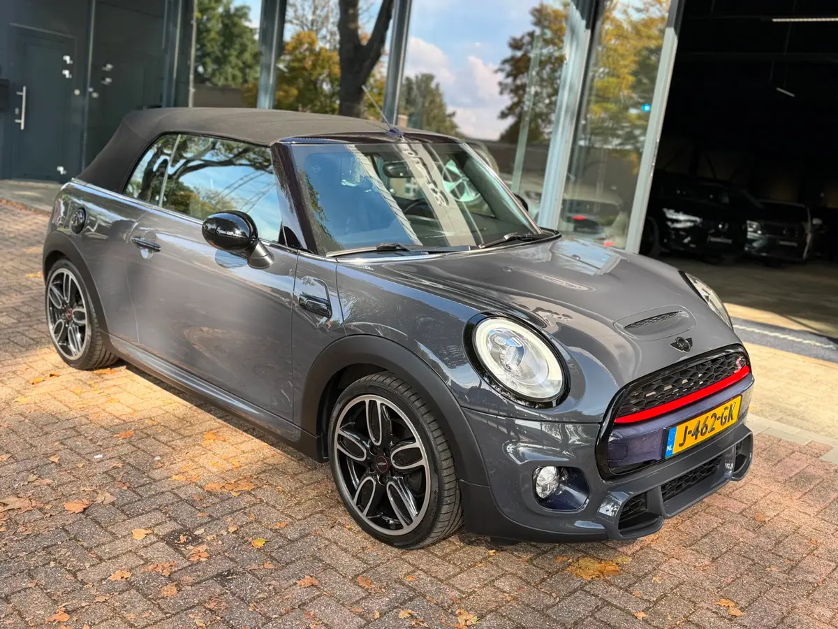 MINI Cooper S Cabrio 2.0 Chili Serious Business JCW|Nieuwstaat: foto 1