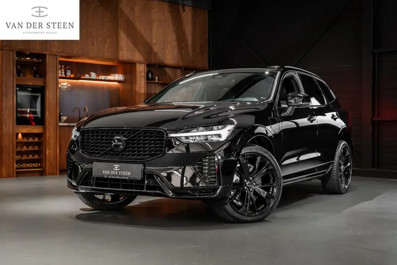 Volvo XC60 2.0 T6 Plug-in hybrid AWD Ultimate Black Edition 2024 leasen bij DreamLease: foto 1
