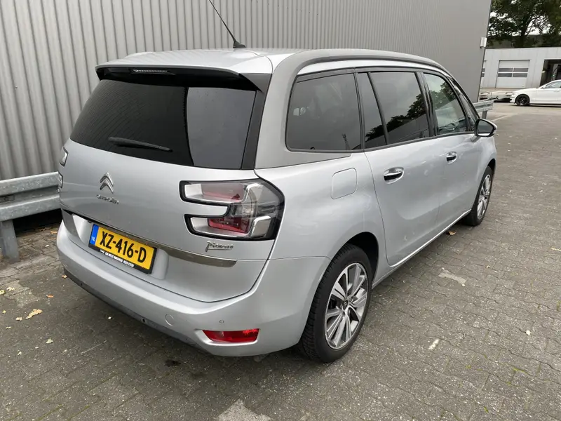 Citroën Grand C4 Picasso 1.2 PureTech Intensive 7p. 2015 leasen bij DreamLease: foto 2