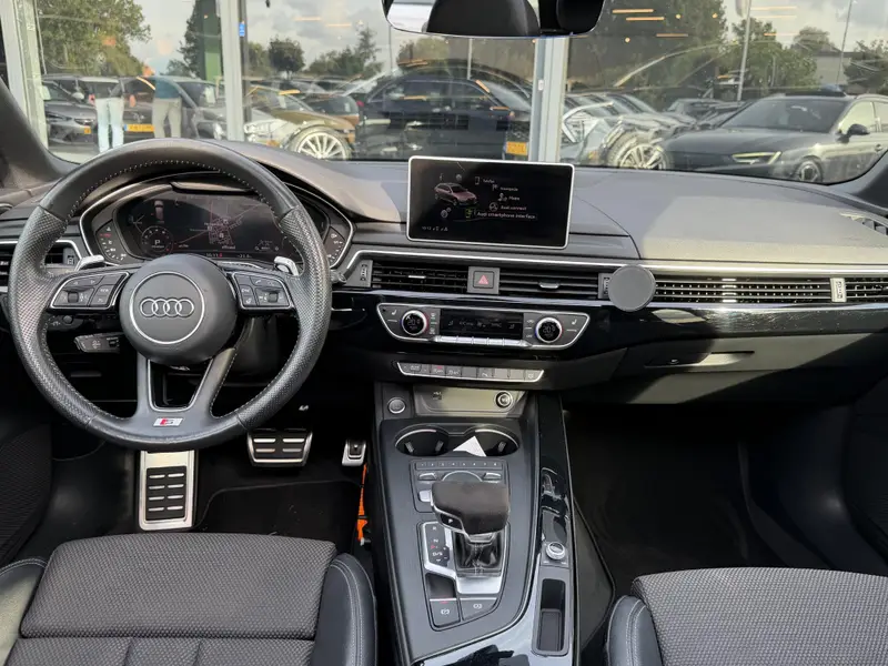 Audi A4 Avant 2.0 TFSI MHEV Sport S line edition 2018 leasen bij DreamLease: foto 2