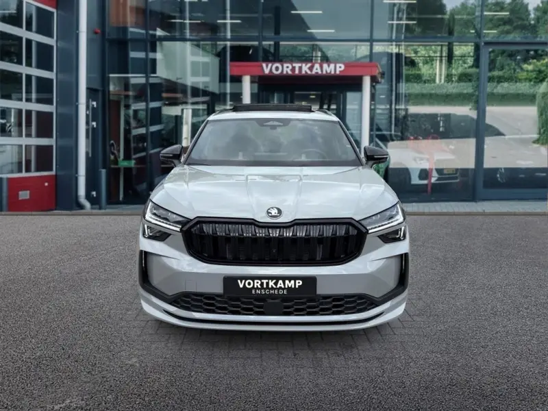 Škoda Kodiaq 1.5 TSI PHEV SPORTLINE FISCAAL LAAG!! TREKHAAK/20''/PANO-DAK/ELEK-KLEP/ACC/360-CAMERA 2026 leasen bij DreamLease: foto 2