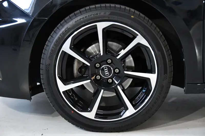Audi A1 30 TFSI S-Line 2020 leasen bij DreamLease: foto 2