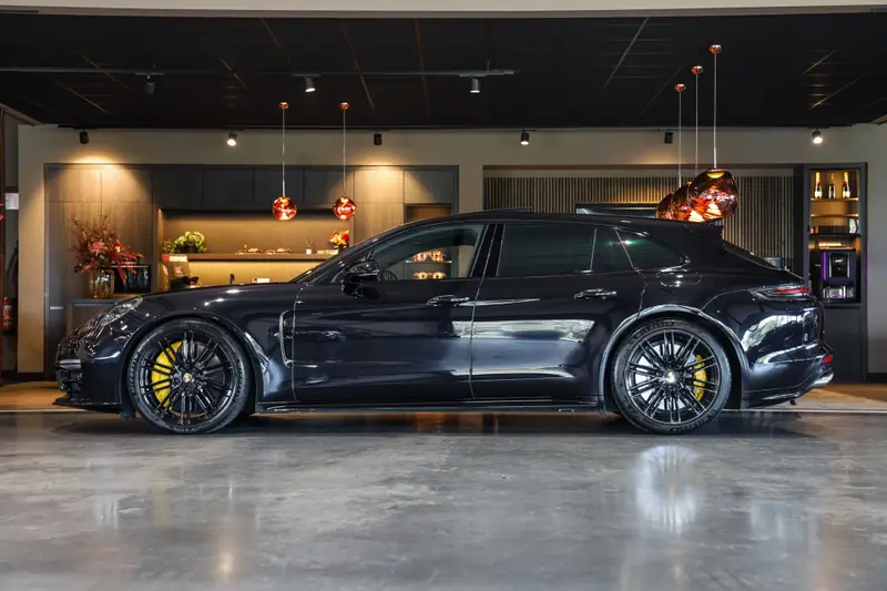 Porsche Panamera Sport Turismo 4.0 Turbo S E-Hybrid, 680 PK, Pano/Dak, Burmester, Sport/Design/Zwart, Adapt/Cruise/Control, BTW!! 2018 leasen bij DreamLease: foto 2
