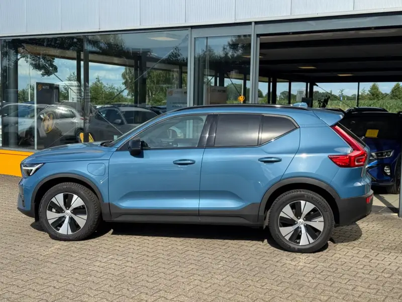 Volvo XC40 1.5 T4 Recharge Dark Plus - Navi - camera - Elec. stoelen - Pilot assist 2022 leasen bij DreamLease: foto 2