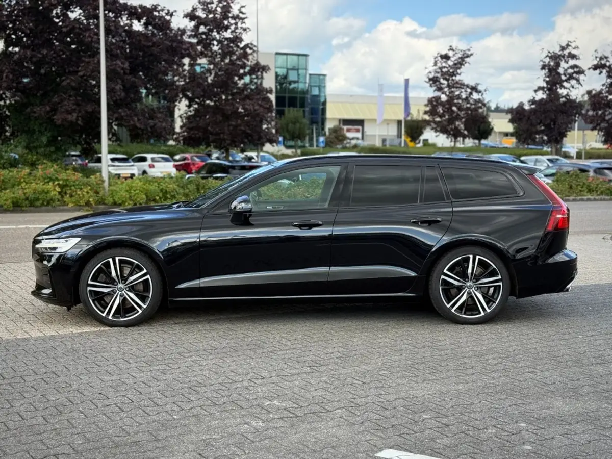 Volvo V60 2.0 B5 250PK R-DESIGN TREKHAAK NL-AUTO: foto 2
