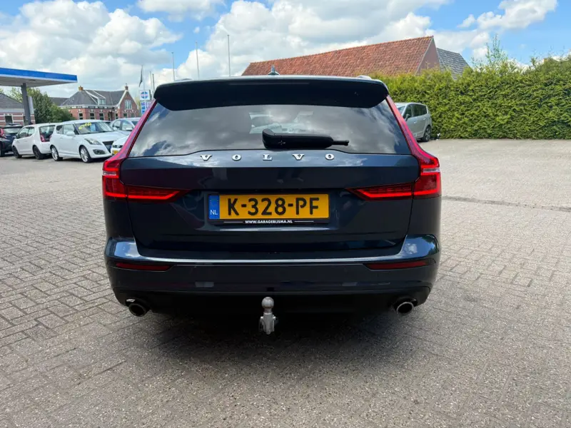 Volvo V60 2.0 B5 250 PK | Inscription | Navigatie | 2021 leasen bij DreamLease: foto 2