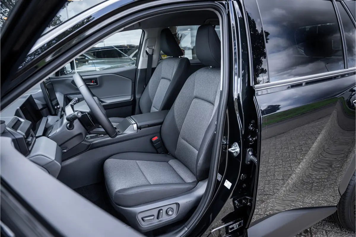 Toyota RAV4 2.5 Plug-in Hybrid 270 Dynamic ** Navigatie ** Carplay: foto 2