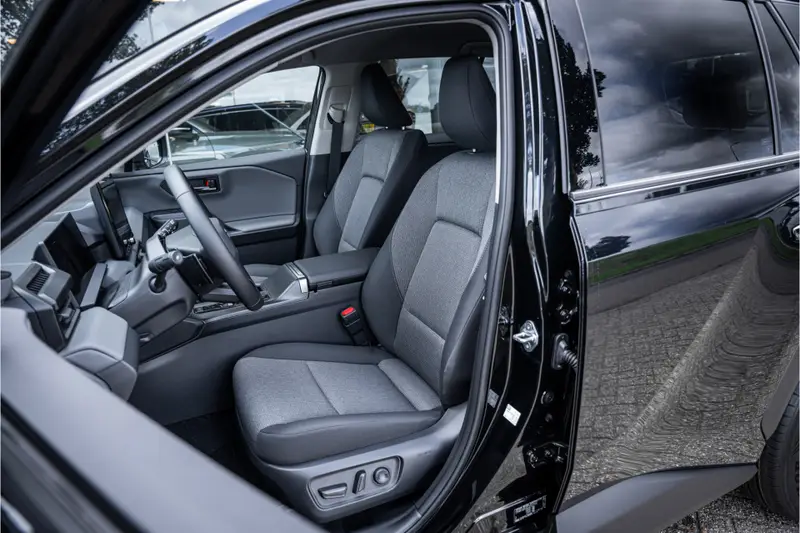 Toyota RAV4 2.5 Plug-in Hybrid 270 Dynamic ** Navigatie ** Carplay 2026 leasen bij DreamLease: foto 2