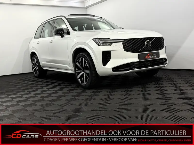 Volvo XC90 2.0 T8 Plug-in hybrid AWD Plus Dark Facelift 7P 2025 leasen bij DreamLease: foto 1